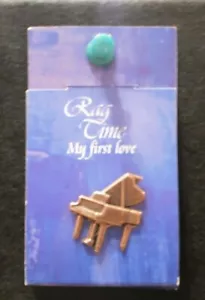 Piano badge - Picture 1 of 3