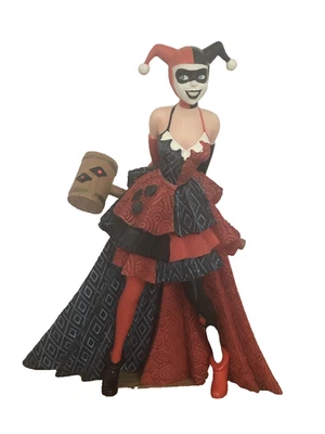 (1) Estatueta Enesco #6006321 DC Comics Harley Quinn Liga da Justiça - Imagem 1 de 4