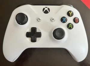 Microsoft Xbox Wireless Game Controller - Robot White - Picture 1 of 6