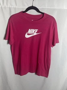 Nike Youth Large Pink T-Shirt Logo Graphic Tee Loose Fit 100% Cotton NWT - Picture 1 of 7