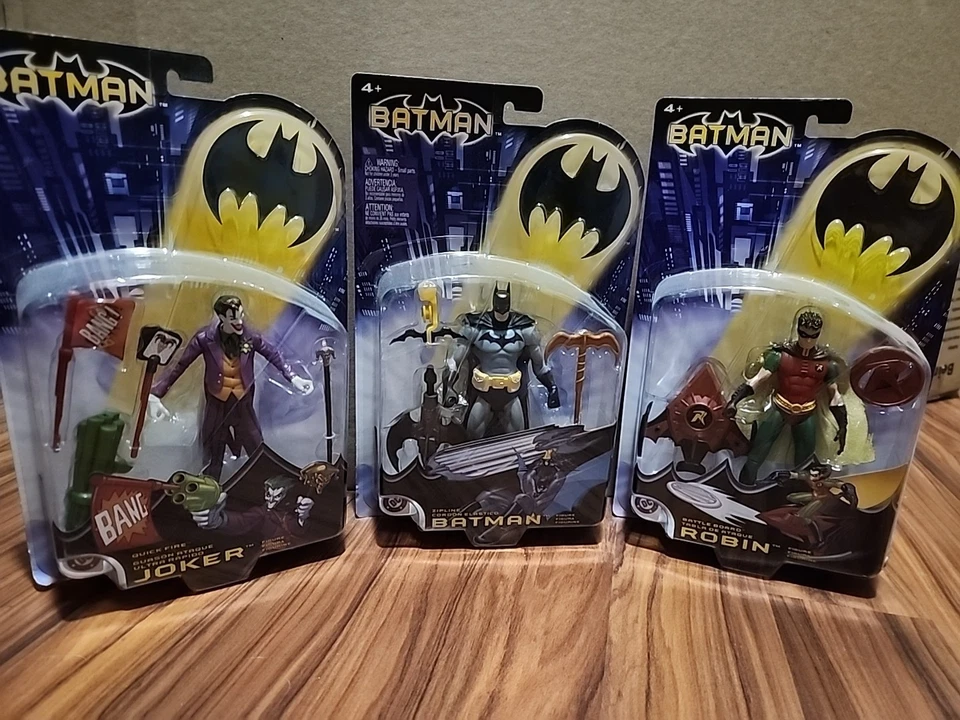 Figuras DC da Mattel. Batman, Robin e Coringa - Imagem 1 de 4