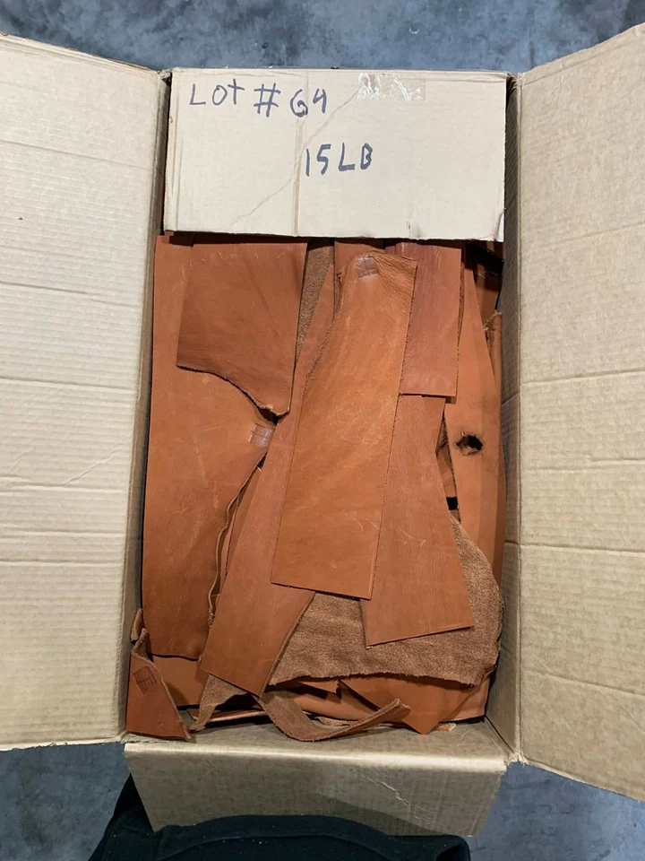 Chatarra de cuero genuino, restos 15 libras (lote 64) Foto 1 de 1
