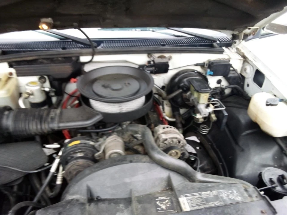 Husillo/nudillo delantero de pasajero para camioneta Chevrolet 1500 88-94 27929322 Foto 1 de 4