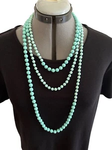 Premier Designs Seabreeze Green Ombre Style Beaded Necklace 90 Inch - Picture 1 of 3