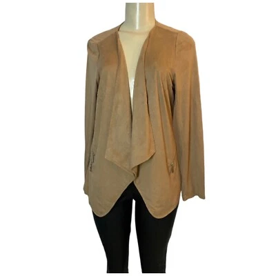 Chaqueta de gamuza Neiman Marcus marrón con volantes frente abierto mediana estética grunge Foto 1 de 4