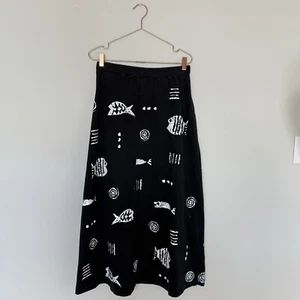Cotton Fields M. Mac Damen Rock Medium schwarz Fischmuster Lagenlook Kunst zum Tragen - Bild 1 von 4