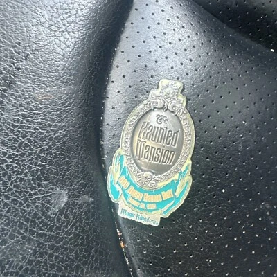 WDW - 2002 "999 Happy Haunts мяч" событие - логотип Pin - Haunted Mansion табличка - Изображение 1 из 2