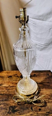 Lámpara de mesa Hollywood Regency vintage de cristal globo de vidrio transparente, MCM 3 vías Foto 1 de 4