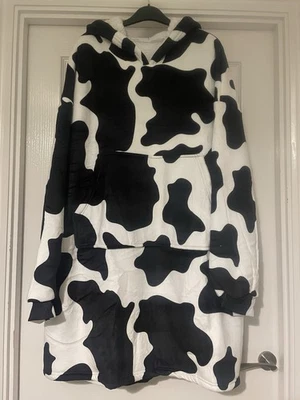 Cow Print Hooded Blanket With Pocket One Size Snug Winter Christmas  - Image 1 of 4