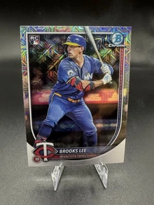 2025 Bowman Brooks Lee Mojo Refractor RC #72 Twins - Picture 1 of 2