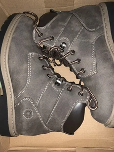 Stone Canyon Footwear Terrence Dark Brown Boots Boys Size 1.5 M - New In Box - Picture 1 of 3