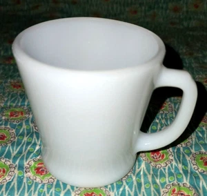 Fire King Anchor Hocking White Vintage Restaurant Ware Coffee Tea Mug D Handle - Picture 1 of 6