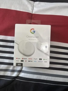 Chromecast con dispositivo de transmisión Google TV 4K Ultra HD HDMI Bluetooth y Wi-Fi - Imagen 1 de 4