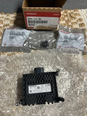 Honda CRV 2019-2021 OEM sensor de distancia de radar delantero usado 36801-TLA-A06 Foto 1 de 4