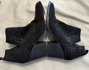 Carlos Santana Womens Black Whitley Boho Pointed Ankle Booties Chevron 8.5 - Picture 1 of 7
