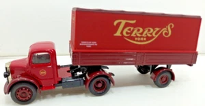 CORGI TOYS 1997 DIECAST # 18402. TERRY'S CHOCOLATES BEDFORD O SERIES ARTIC. (A) - Picture 1 of 16