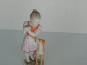 HEREND PORCELAIN HANDPAINTED GIRL WITH POINTER DOG FIGURINE 5429 - Picture 1 of 7