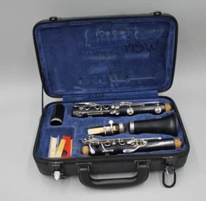 Giardinelli Mouthpiece Student Clarinet in Case Vintage Some Damage/Cracks LOOK - Picture 1 of 17