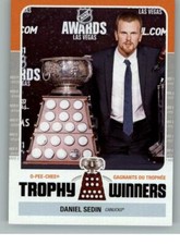 2011-12 O-Pee-Chee Trophy Winners #TW3 Daniel Sedin/Art Ross (ref 130894)