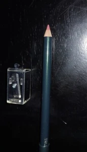 Lápiz definidor de labios Being True Cosmetics con sacapuntas tono #8 - Imagen 1 de 2