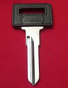 VOLVO VL6-P Ignition Key Blank fits 240 242 244 245 262 1977-1985 GL DL GLE - Picture 1 of 4