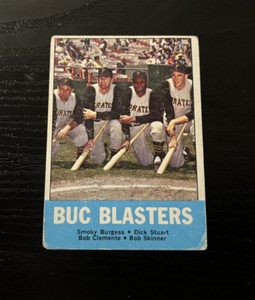 1963 Topps Card #18 Buc Blasters  Roberto Clemente, Burgess, Stuart, Skinner