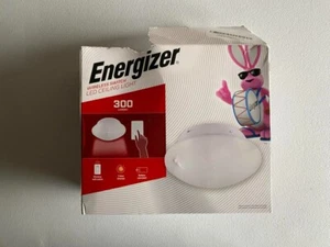 Energizer LED Ceiling Light Motion-Activated Battery Operated White 300 Lumens - Picture 1 of 5