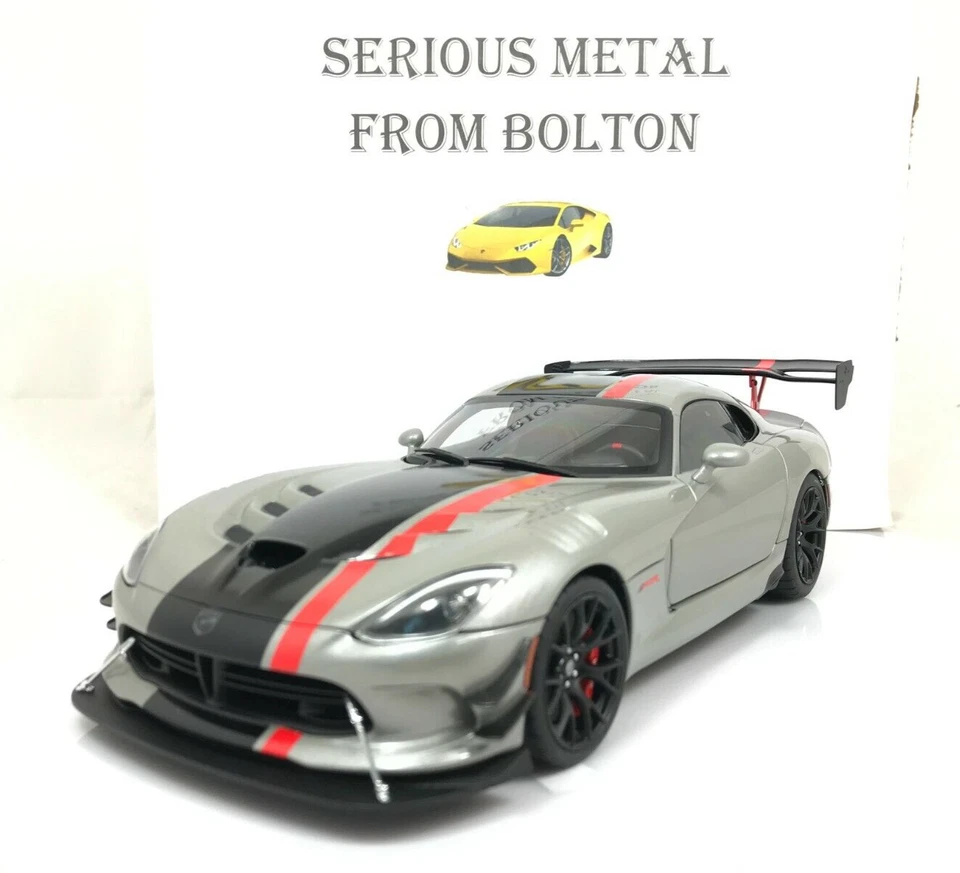 AUTOART 71733 DODGE VIPER ACR 2017 MET. SILVER/BLACK WITH RED STRIPES 1:18 - Image 1 of 4