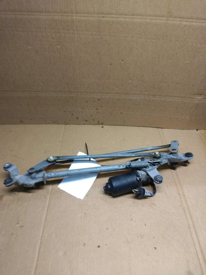 Used Windshield Wiper Motor fits: 2008 Toyota Highlander  Grade A - Image 1 of 4