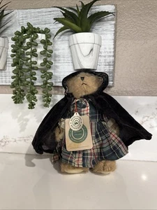 Boyds Bears Bailey Bear mit Cape und Kleid - Bild 1 von 5