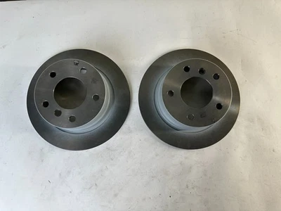 BMW Rear Solid Brake Disc Rotor 272 × 10 mm – Fits E36 Compact 34216758552 Foto 1 de 4