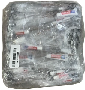 100 Packs Disposable Toothbrushes with Toothpaste, Individually Wrapped - Picture 1 of 2