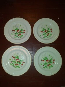 Antique Array Brick Oven Stoneware Strawberries Plates (4) - Picture 1 of 6