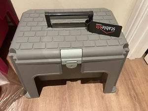 StableKit Large Grooming Box with Step