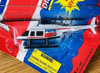 Golden Wheel Pepsi Team Racer 1993 coche fundido a presión helicóptero Pepsi Foto 1 de 3