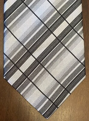 Claiborne Gray Black 100% Silk Men’s Neck Tie Made In China - Image 1 of 4