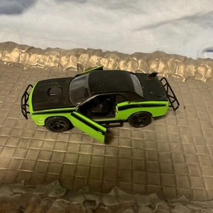 JADA FAST AND FURIOUS LETTY'S DODGE CHALLENGER SRT8 GREEN 1:32 - Picture 1 of 7