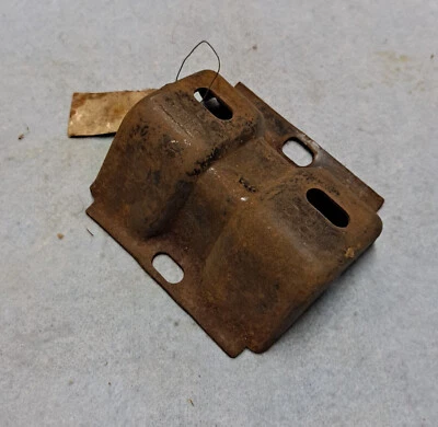 1965 Plymouth Belvedere Satellite NOS MoPar Front Bumper LEFT INNER BRACKET - Image 1 of 4