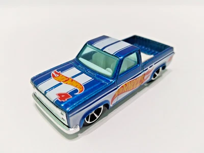 Chevy Silverado Hw Racing 2011 83 Hot Wheels Foto 1 de 4