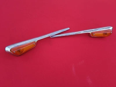 n°2 FANALINI LATERALI FRECCE ALFA ROMEO 2000, 2600, GIULIETTA, TI - Immagine 1 di 4