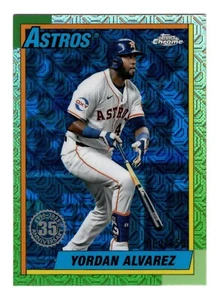 Yordan Álvarez 2025 Topps '90 Topps Cromo Plata Paquete Azul Refractor 80/150 - Imagen 1 de 2