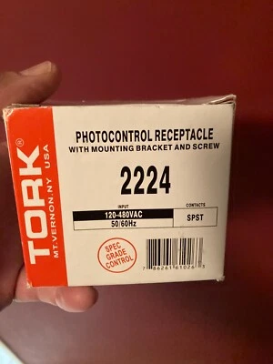 Tork PhotoControl Receptacle 2224 - Image 1 of 3