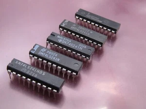 (5 piezas) 74LS241PC octal 3 estados búfer/controlador de línea/receptor de línea marcas mixtas - Imagen 1 de 1