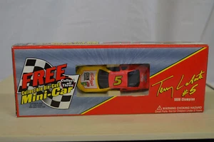 VINTAGE KELLOG'S CORN FLAKES #5 TERRY LABONTE DIECAST MINI RACE CAR NEW IN BOX - Picture 1 of 3