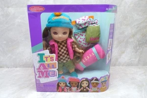 Muñeca de camping y ajedrez It’s All Me 8" Madame Alexander ropa y accesorios - Imagen 1 de 5