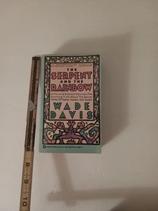 Vintage 1985 Die Schlange und der Regenbogen von Wade Davis Taschenbuch - Bild 1 von 3