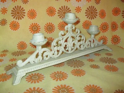 Vintage Ancien BOUGEOIR 3 BOUGIE en FONTE de FER GRIS Chandelier Candélabre Déco - Photo 1/4