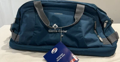 American Tourister Voyager 22 英寸旅行包带 RFID 口袋 - 全新潮汐蓝色 — 第 1/4 张图片