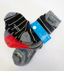 NEW GAP Kids 3 Pair Crew Socks NWT Large Solid Stripe Pattern Shoe Size 3-4 - Picture 1 of 6