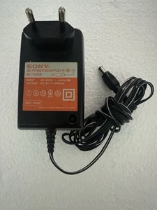 Sony AC-930A 9V Netzteil für Discman D-11 / D-90 / D-99 / D-150 / D-250 / D-Z555 - Bild 1 von 3
